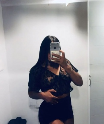 Живу в самом сердце Москвы, где создаю атмосферу расслабления и страсти.
🌟 В моем арсенале самые разнообразные услуги, чтобы удовлетворить каждое ваше желание. От классического эротического массажа до полного расслабления в обществе. Со мной вы окунетесь в мир удовольствия и откроете новые грани сексуальности.
💌 Узнайте больше обо мне и моих возможностях на моем личном сайте, где вы найдете мои отзывы, фото и позитивные рекомендации моих довольных клиентов. Я гарантирую конфиденциальность и незабываемые впечатления, оставив вас жаждущими больше.
💋 Я готова сделать ваше пребывание в Москве незабываемым. Жду вашего звонка уже сейчас! 11030, 32 года