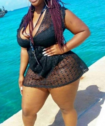 Сладкая блондинка с аппетитной фигурой готова порадовать тебя своими умениями. У меня ты найдешь истинное блаженство и расслабление. Звони, и мы воплотим твои фантазии в жизнь! 3887, 20 лет