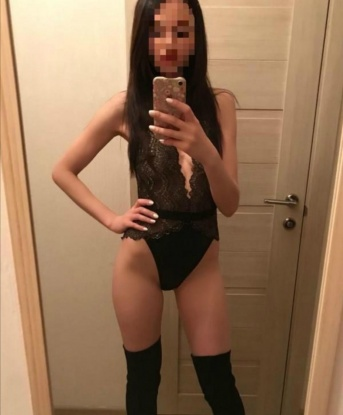 Неотразимая брюнетка приглашает в гости состоятельного мужчину для ярких встреч. Обещаю тебе море удовольствия и незабываемые моменты! 6151, 31 год