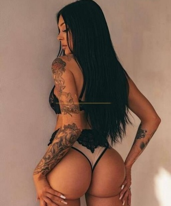 Мое тело знает все тайны наслаждения. Живу в Москве и готова показать тебе, что такое настоящий экстаз. У меня есть все необходимые навыки, чтобы удовлетворить твои самые сокровенные фантазии. Люблю игры в постели, фетиш, массаж и многое другое. Разшевелим твое воображение и позаботимся о твоем удовольствии. Мои фото 100% реальные, подтверждаю это отзывами моих довольных клиентов. Обещаю, ты не пожалеешь о свидании со мной. 🌟🔥💋 7320, 26 лет